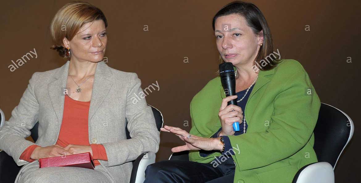 Letizia Ciancio interviene al convegno donna oltre
